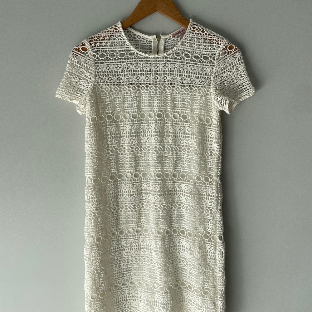 Juicy Couture White Lace Mini Dress Short Sleeve Lined Bridal Size 0